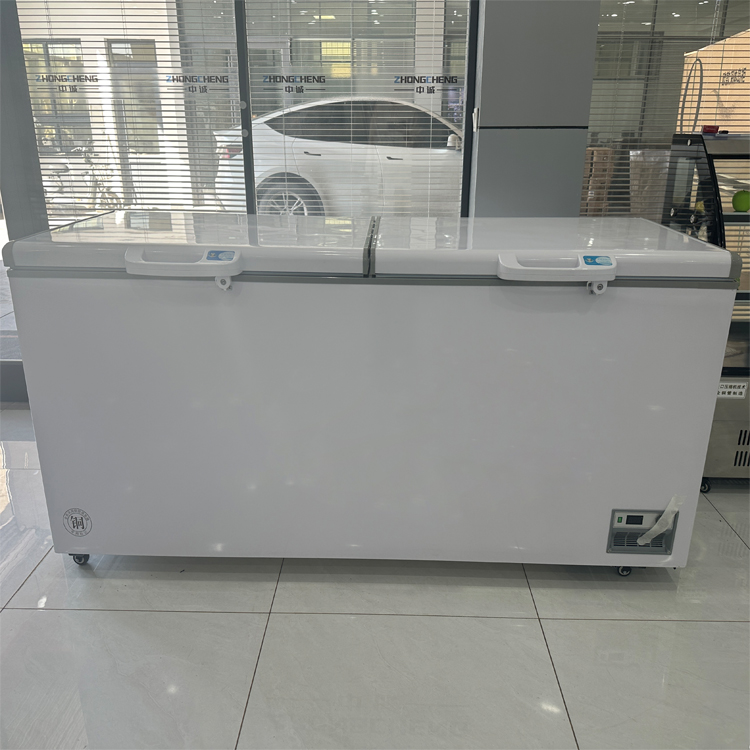 Brand New 718 Litre 2-Door Com - Commercial Chest Freezer recension och pris